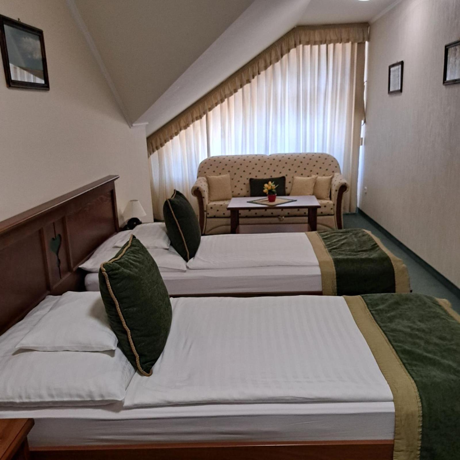 Kigyosi Csarda & Panzio Bed and Breakfast Fulopszallas Buitenkant foto